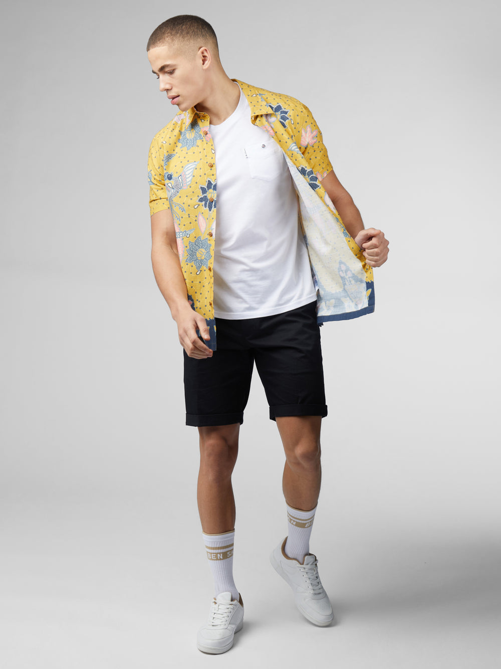 Ben Sherman Signature Abstract Botanical Print Shirts Yellow | 805PECMQZ