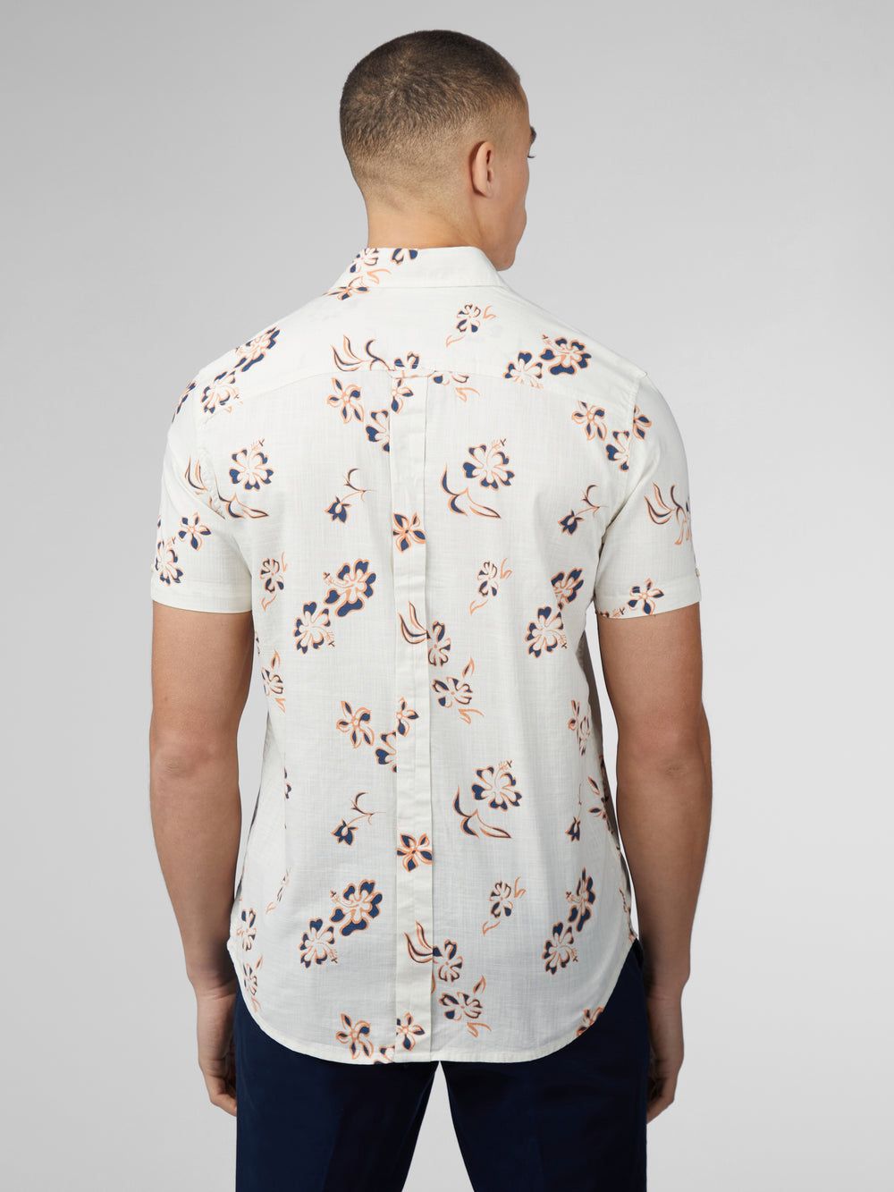 Ben Sherman Signature Linear Floral Shirts White | 948EOQBMS